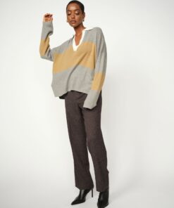 173190152MMWylieTaniBoldStripeKnitTrueCamel 173860801MMBaiSvalaPantBlack 2