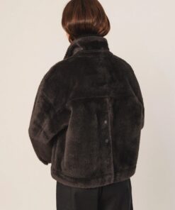 Alternative view of ABRIGO BOXY DE PELO