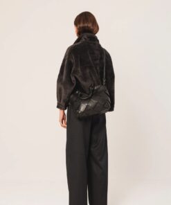 ABRIGO BOXY DE PELO 4