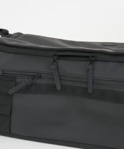 BOLSO-MOCHILA FIN DE SEMANA 16 Bolsa deportiva Impermeable Negra – Tanta Rainwear 1