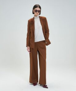 CHAQUETA BLAZER DE SARGA CON PIN 2