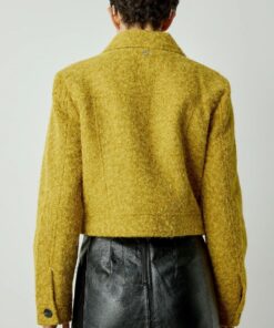 Chaqueta abotonada de linea corta 3