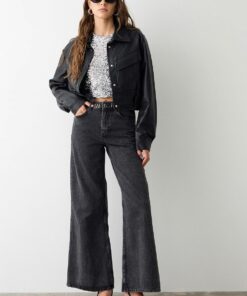 Chaqueta corta efecto piel BSB Fashion 7