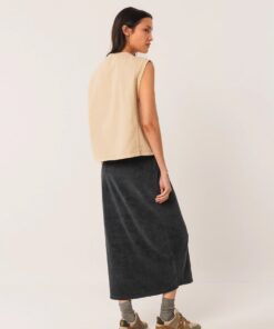 Alternative view of FALDA LARGA RIZO