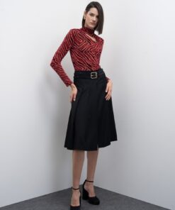 Alternative view of FALDA MIDI PLISADA CON ABERTURA