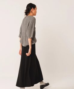 Alternative view of FALDA NEGRA PUNTO CANALÉ