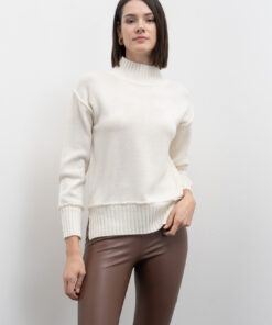 SUÉTER DE CUELLO ALTO 100% LANA