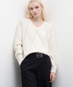 SUÉTER DE CUELLO EN V CON ESTAMPADO DE DIAMANTES