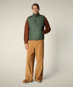 Alternative view of Chaleco de hombre modelo Cleon en color verde tomillo