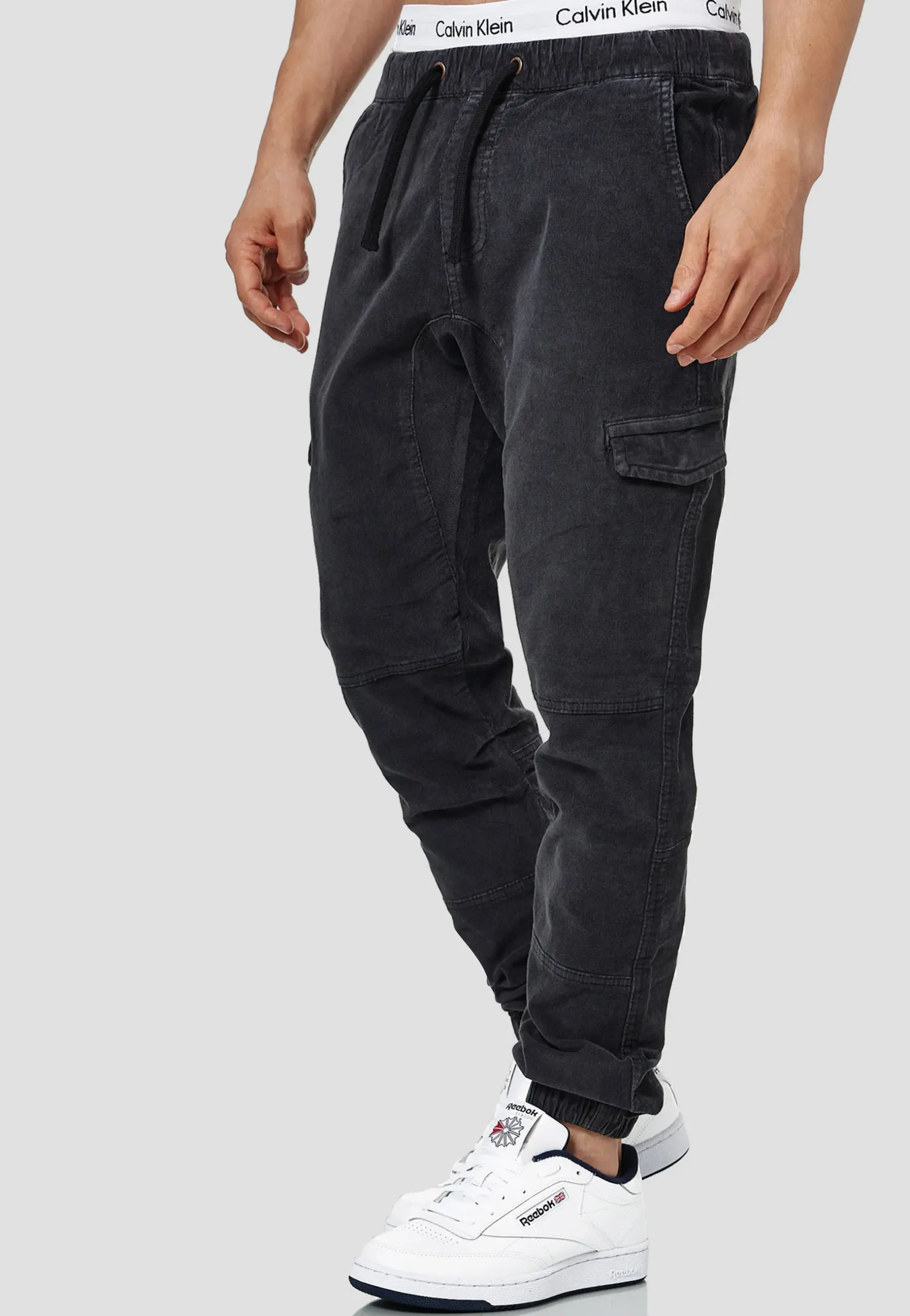PANTALON INIDICODE CARGO PANA FINA NEGRO 4 PANTALON INIDICODE CARGO PANA FINA NEGRO - Imagen 3