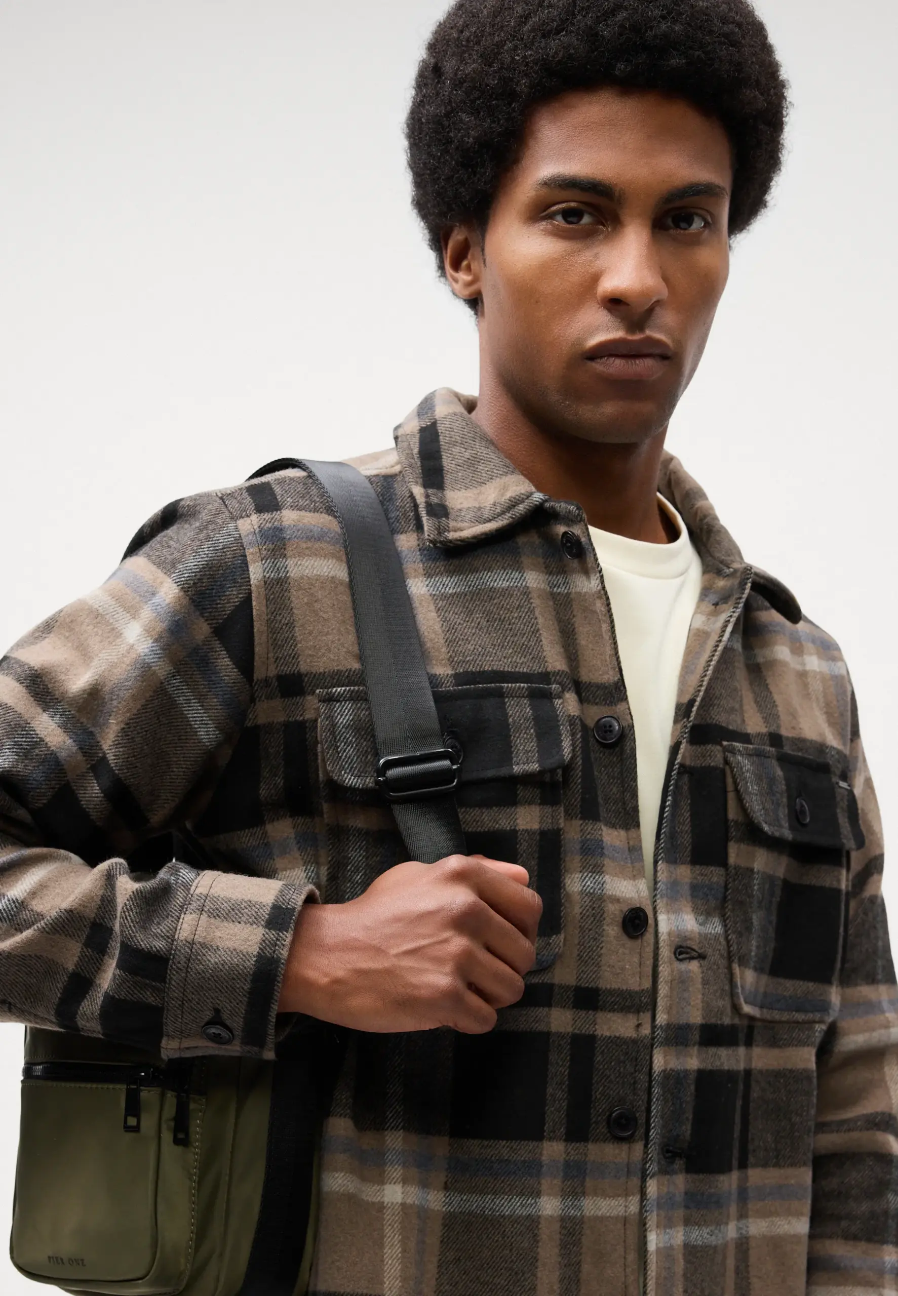 CAMISA INDICODE SOBRECAMISA CDRO GRUESO MARRON 4 CAMISA INDICODE SOBRECAMISA CDRO GRUESO MARRON - Imagen 3